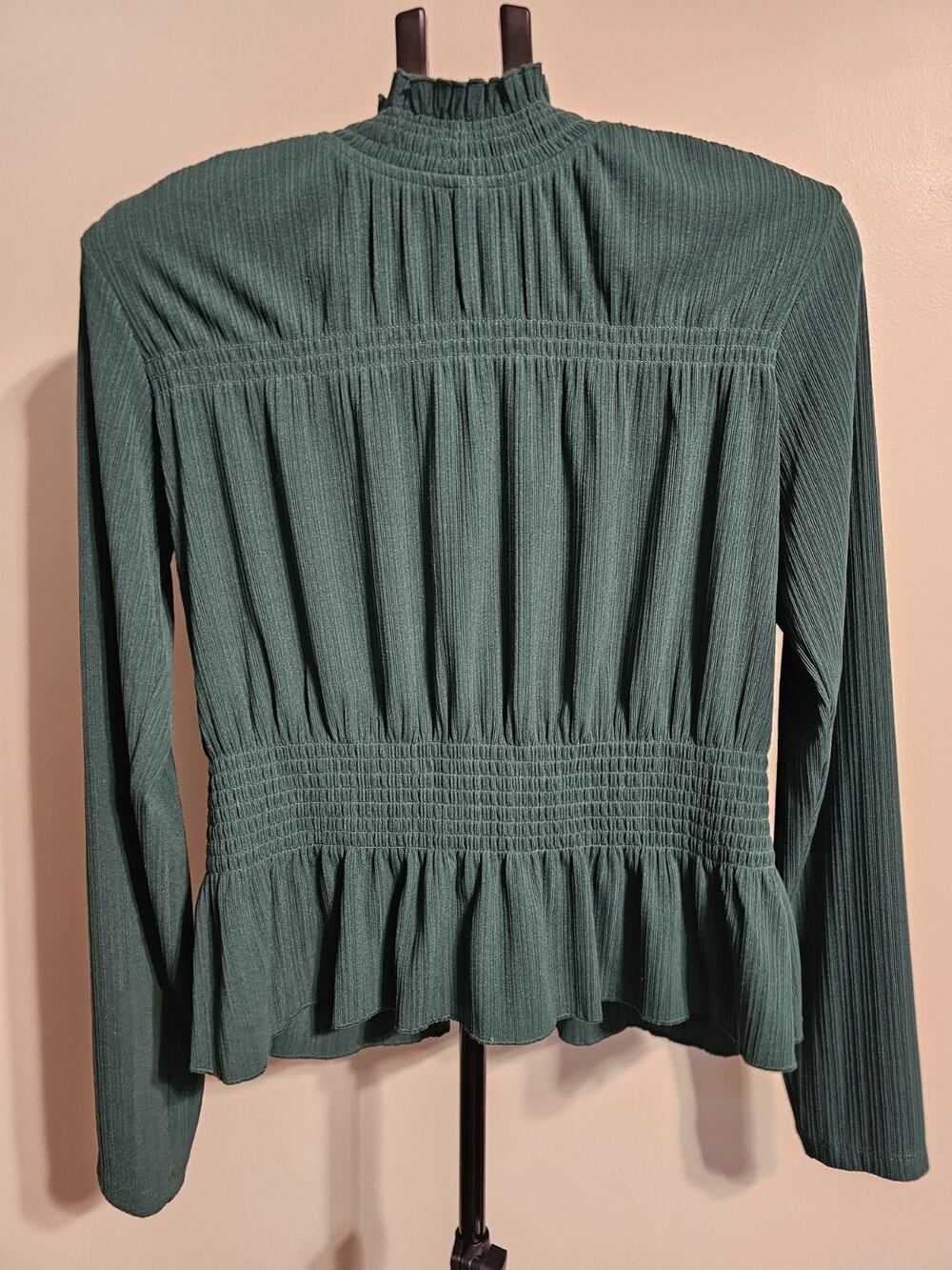 Karl Lagerfeld Paris Green Mock Neck Long Sleeve Knit Blouse Ruffle Button M